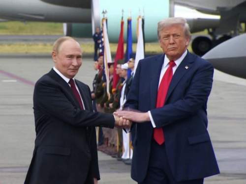 «Европе трудно переварить»: СМИ оценили встречу Трампа и Путина на Аляске
