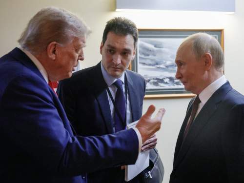 СМИ: Путин шокировал Трампа на Аляске альтернативой плану по обмену территориями СМИ: Путин шокировал Трампа на Аляске альтернативой плану по обмену территориями