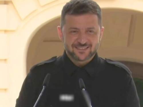Зеленский поиздевался над Венгрией из-за атак ВСУ на нефтепровод «Дружба» (ВИДЕО)