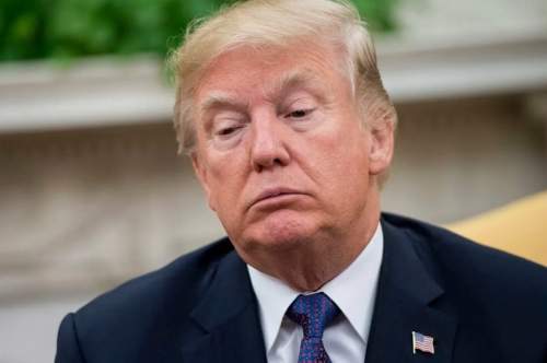 Трамп заплатит $83 млн журналистке, которую затащил в примерочную в 1996 году Трамп заплатит $83 млн журналистке, которую затащил в примерочную в 1996 году