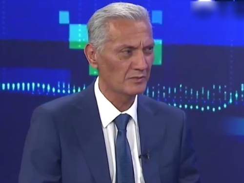 «Дети ни в чём не виноваты!»: глава таджикской диаспоры выступил против теста на знание русского языка (ВИДЕО)