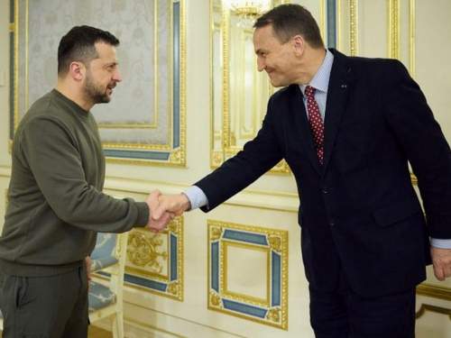 &laquo;Воюйте сами&raquo;: МИД Польши шокировал Киев заявлением после ЧП с дронами