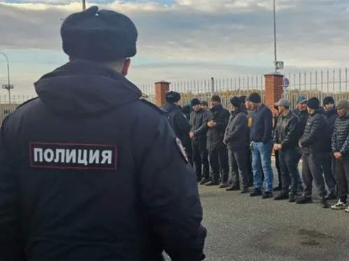 &laquo;Русская община&raquo; устроила рейд в Подмосковье: мигранты в ужасе