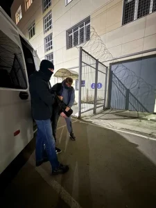 Задержан второй террорист, сбежавший из СИЗО №1 в Екатеринбурге (ФОТО) Задержан второй террорист, сбежавший из СИЗО №1 в Екатеринбурге (ФОТО)