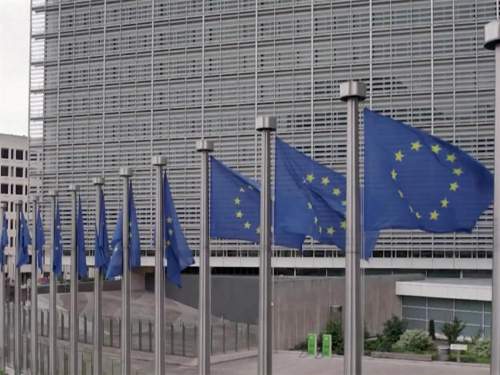 Еврокомиссия приняла 19-й пакет санкций против России