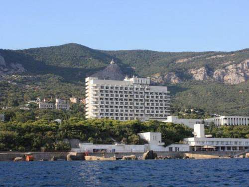 ВСУ ударили по санаторию «Форос» в Крыму: есть погибшие (ФОТО)