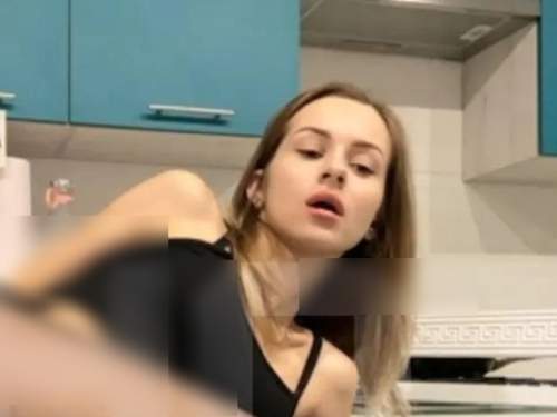 SHOT: украинская вебкам-модель будет поставлять ВСУ антидроновые сетки (ФОТО)