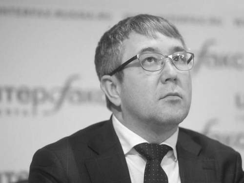 Названа шокирующая причина самоубийства чиновника из Петербурга в Москве Названа шокирующая причина самоубийства чиновника из Петербурга в Москве