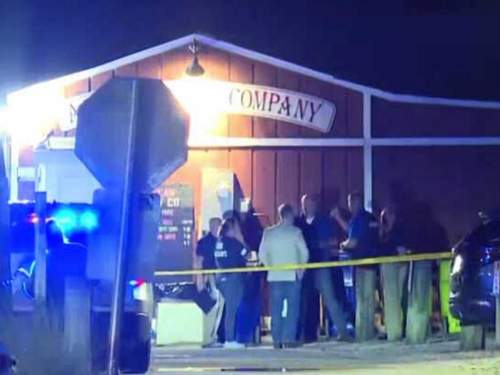 В Северной Каролине неизвестный с лодки расстрелял толпу (ВИДЕО)