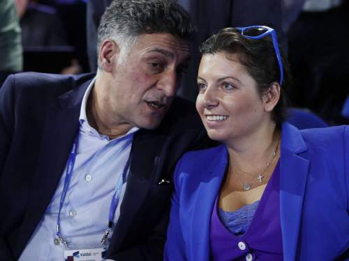 «Она будет ругаться»: в Сети появилось последнее интервью Кеосаяна его анонсировала Симоньян (ВИДЕО) «Она будет ругаться»: в Сети появилось последнее интервью Кеосаяна его анонсировала Симоньян (ВИДЕО)