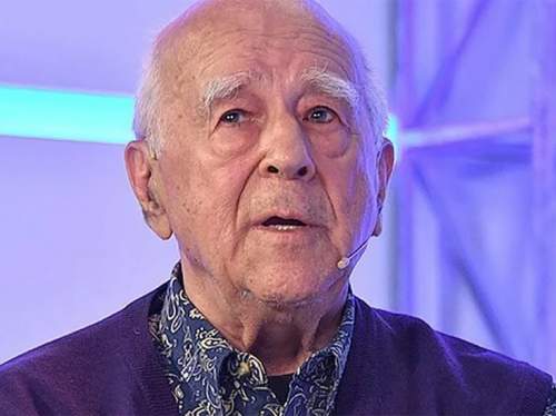 Умер бывший редактор &laquo;Огонька&raquo; Виталий Коротич