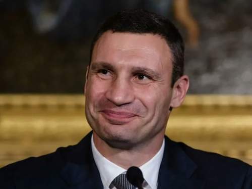 Мэр Киева Кличко пропал перед заседанием совета обороны