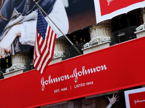 Johnson & Johnson выплатит почти $1 млрд за смерть пенсионерки из-за детской присыпки Johnson & Johnson выплатит почти $1 млрд за смерть пенсионерки из-за детской присыпки