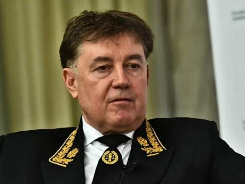 Экс-глава совета судей России Момотов «крышевал» сеть отелей с интим-услугами Экс-глава совета судей России Момотов «крышевал» сеть отелей с интим-услугами