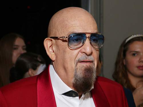 SHOT: Михаилу Шуфутинскому сделали экстренную операцию