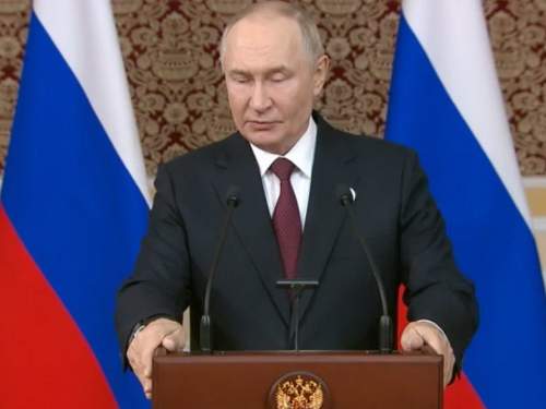 Путин не сдержал негодование: реакция президента России в Душанбе ошеломила китайских журналистов Путин не сдержал негодование: реакция президента России в Душанбе ошеломила китайских журналистов