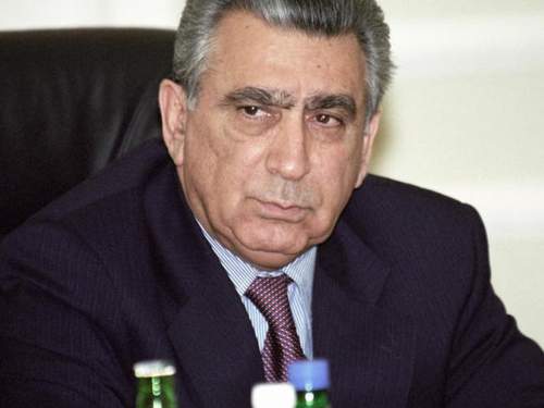 В Азербайджане арестовали экс-главу администрации президента: ему грозит пожизненное