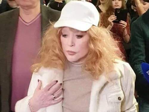 СМИ: Пугачева продолжает зарабатывать в России