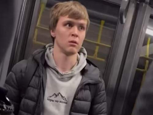 Парень из Уфы «вынес» хама в автобусе и стал героем мемов в США (ФОТО, ВИДЕО)