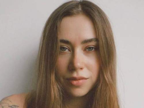 Baza: блогера Александру Митрошину обманули юристы на 56 млн рублей