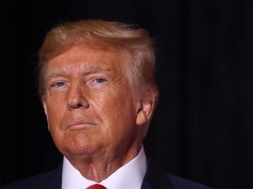 WSJ: Трамп выбирал из трех вариантов санкций против РФ WSJ: Трамп выбирал из трех вариантов санкций против РФ