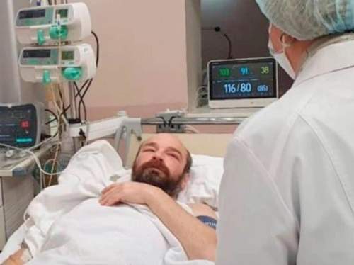 «Мне с этим всю жизнь жить»: Михаил Пичугин, выживавший после 67 дней в море, прервал молчание (ФОТО) «Мне с этим всю жизнь жить»: Михаил Пичугин, выживавший после 67 дней в море, прервал молчание (ФОТО)