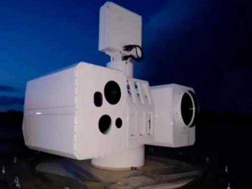 Опубликовано видео уничтожения дронов ВСУ лазерной боевой машиной (ВИДЕО) Опубликовано видео уничтожения дронов ВСУ лазерной боевой машиной (ВИДЕО)