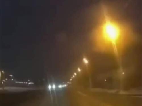 Опубликовано видео со странной вспышкой в Южно-Сахалинске, после которой пропал свет (ВИДЕО)