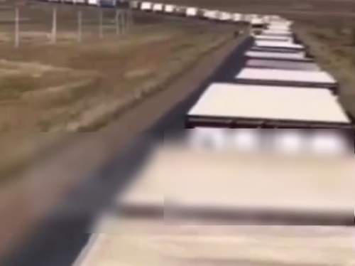 Тысячи продавцов в РФ остались без прибыли из-за пробки на границе Казахстана (ВИДЕО)