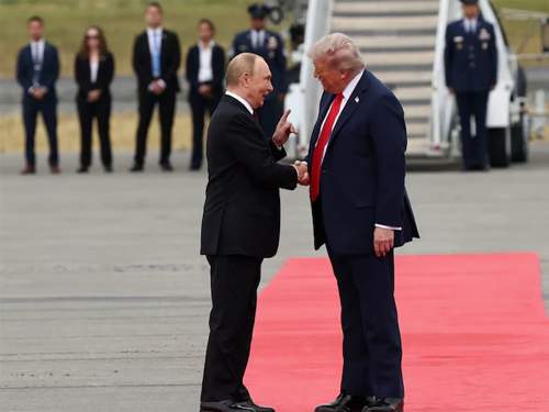 &laquo;Это потрясающе. Просто невероятно&raquo;: Трамп рассказал о звонке Путина (ВИДЕО)