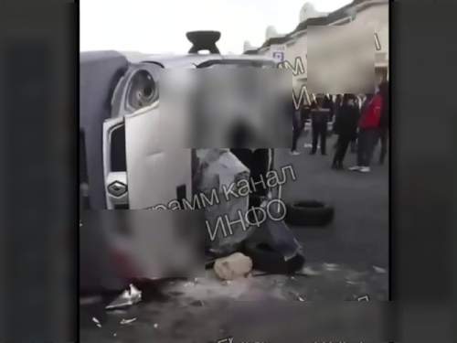 «Напомнили, кому присягу давали»: жители Одессы избили сотрудников ТЦК, попав на видео (ВИДЕО)