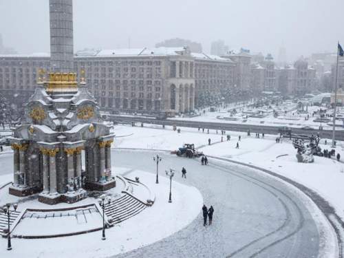 Украинцев призвали уезжать из городов на зиму Украинцев призвали уезжать из городов на зиму