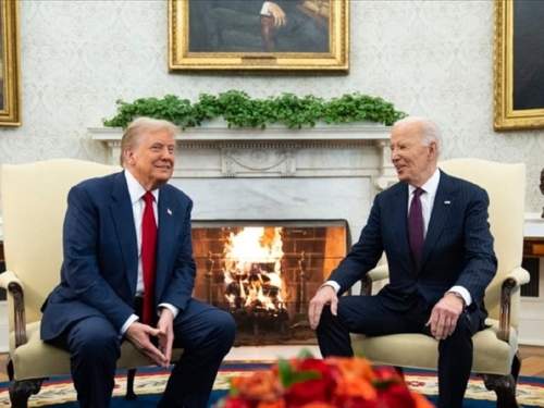 «Мне нравится смотреть, как он корчится»: Трамп жестко прошелся по Байдену «Мне нравится смотреть, как он корчится»: Трамп жестко прошелся по Байдену