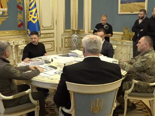 Зеленскому доложили об уничтожении &laquo;Орешника&raquo;. Депутат ГД назвал это фейком (ВИДЕО)