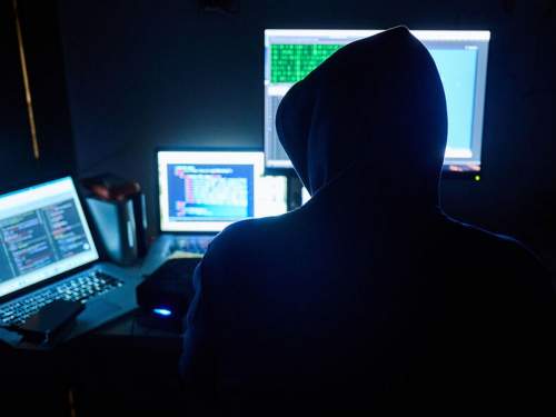 Паника, пытки и порно: хакеры взломали телефоны командиров ВСУ Паника, пытки и порно: хакеры взломали телефоны командиров ВСУ