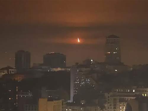 Пять часов ада: семь серий мощных взрывов устроили блэкаут в Киеве (ФОТО)