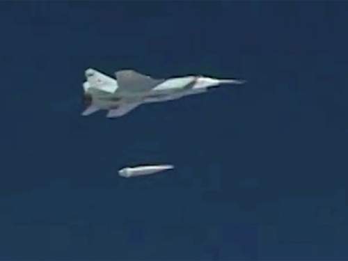 Эпичный запуск &laquo;Кинжал&raquo; с истребителя МиГ  31 летчик снял на видео (ВИДЕО)