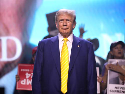 Трамп добрался до Гондураса, пригрозив им &laquo;адской расплатой&raquo; из-за выборов