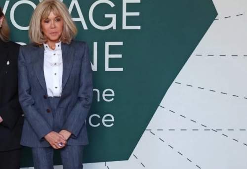 Деталь на брюках Брижит Макрон &laquo;произвела фурор&raquo; (ФОТО)