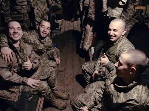 Reuters выяснил печальную судьбу 11 украинцев, первыми подписавших молодежный контракт с ВСУ