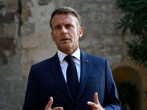 Макрон призвал не бить по энергосистеме Украины зимой. В России дали ответ