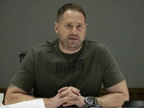 У Ермака во время обыска наши куклы вуду и предметы для чёрной магии