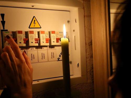 «Потерпите зиму»: украинцы устраивают митинги из-за отключения электричества (ФОТО, ВИДЕО)