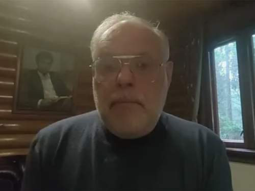 &laquo;Боятся до ужаса&raquo;: Хазин назвал главный страх российской элиты