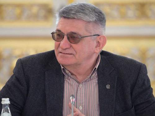 Путин предложил режиссеру Сокурову лично обсудить запреты его фильмов