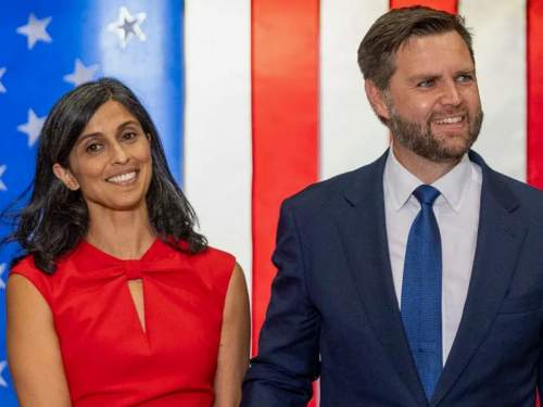 Вэнс высмеял слитые в Сеть фото, где он кричит на жену (ФОТО)