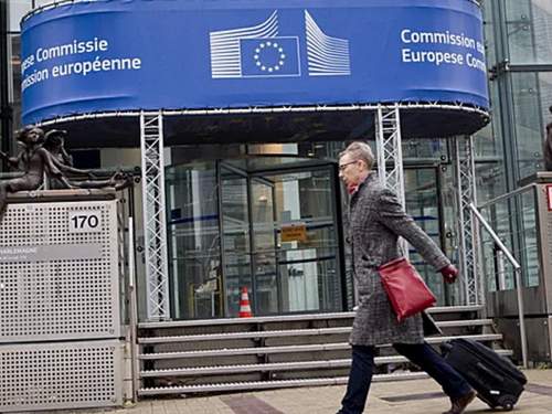 &laquo;Наперсточники&raquo;: ЕС утвердил бессрочную заморозку российских активов