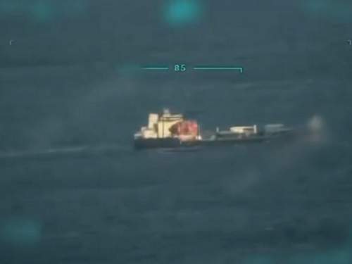 «Зеркальная ответка»: «Герани» ударили по судну VIVA в водах Украины (ВИДЕО)
