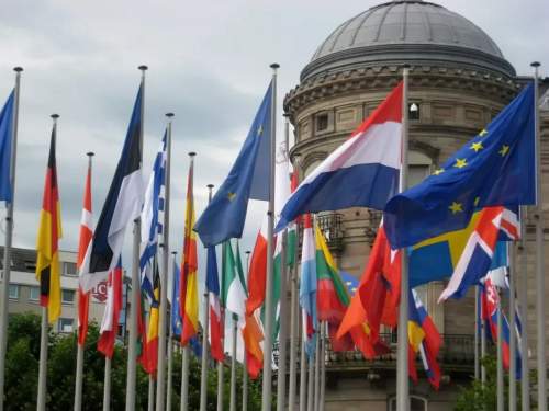 Семь стран ЕС выступили против экспроприации активов России