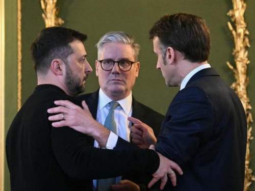 Мерц, Стармер и Макрон посоветовали Зеленскому бить по Москве
